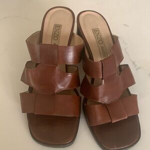 Enzo Angiolini super cute heals